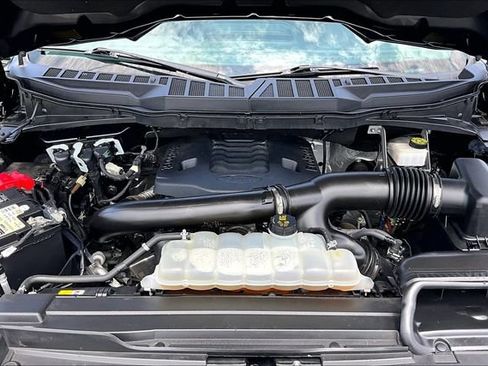 Used 2022 Ford F150 Lariat w/ Equipment Group 502A High AWD/4WD image 7