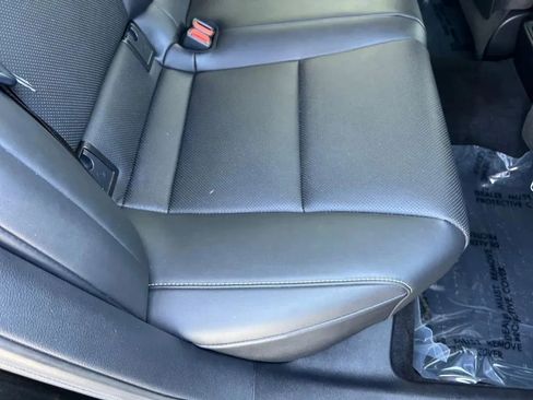Used 2019 Lexus ES 350 w/ Premium Package FWD image 19