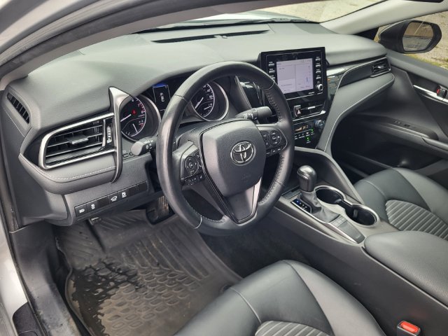 Used 2024 Toyota Camry SE FWD image 8
