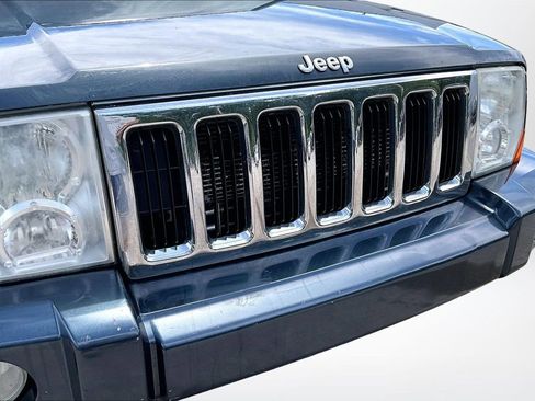 Used 2008 Jeep Commander Sport AWD/4WD image 26
