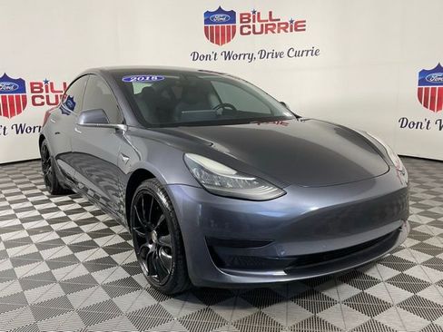 Used 2018 Tesla Model 3 Long Range image 1
