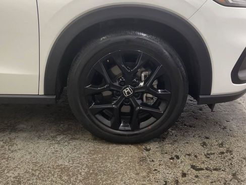 Used 2024 Honda HR-V Sport image 14