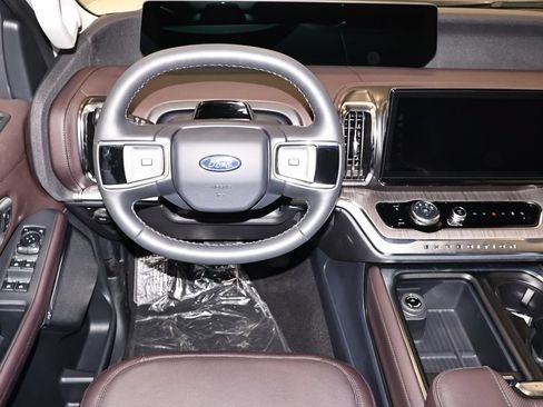 New 2026 Ford Expedition Max Platinum w/ Platinum Ultimate Package AWD/4WD image 22