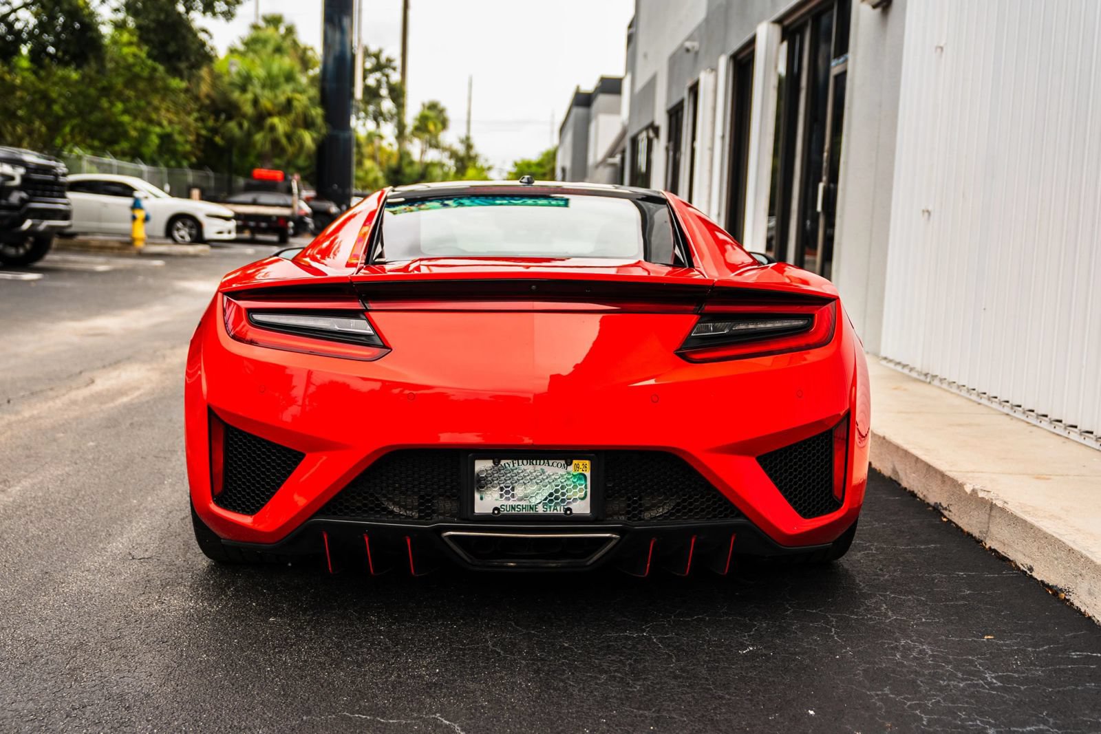 Used 2017 Acura NSX AWD/4WD image 9