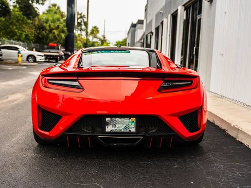 Used 2017 Acura NSX AWD/4WD image 9