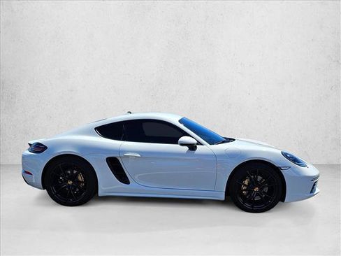 Used 2024 Porsche 718 Cayman RWD image 4