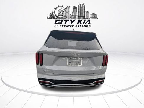 Certified 2023 Kia Sorento EX FWD image 5