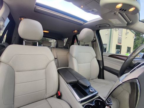 Used 2014 Mercedes-Benz ML 350 4MATIC image 19