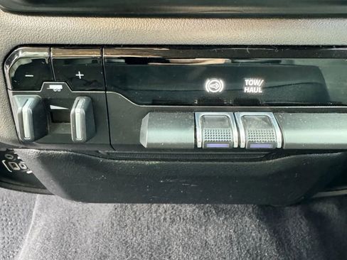 Used 2020 RAM 2500 Big Horn image 31