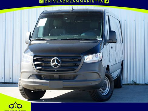 Used 2024 Mercedes-Benz Sprinter 2500 image 1