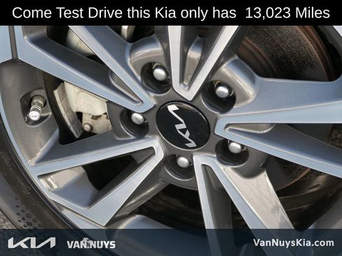 Used 2023 Kia Forte LXS w/ LXS Technology Package image 8