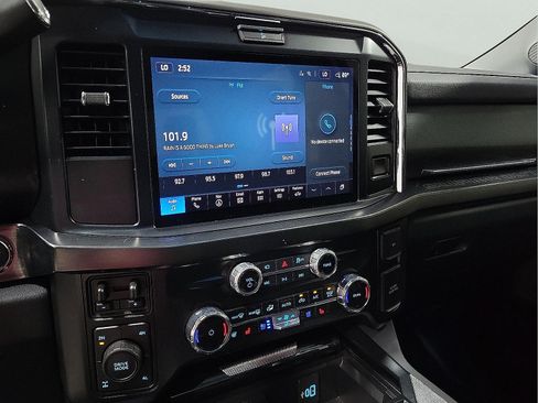 Used 2025 Ford F250 Lariat w/ Black Appearance Package AWD/4WD image 14