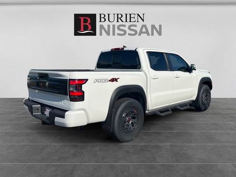 Used 2025 Nissan Frontier PRO-4X w/ Pro Premium Package AWD/4WD image 5