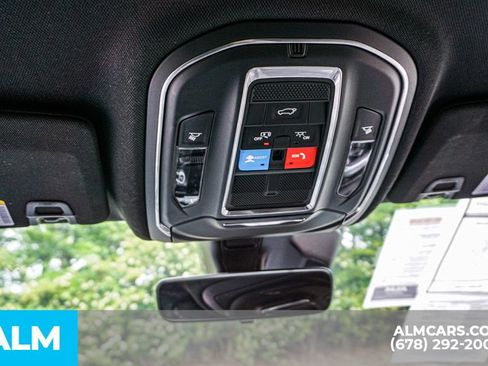 Used 2025 Jeep Grand Cherokee Altitude AWD/4WD image 31