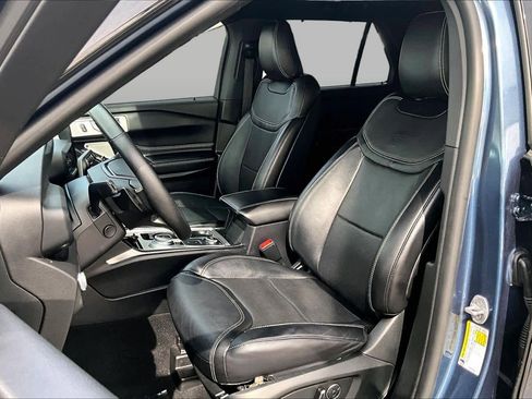 Used 2020 Ford Explorer ST w/ Premium Technology Package AWD/4WD image 8
