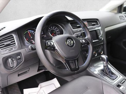 Used 2015 Volkswagen e-Golf SEL Premium FWD image 10