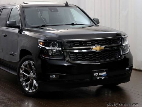 Used 2018 Chevrolet Suburban LT AWD/4WD image 2