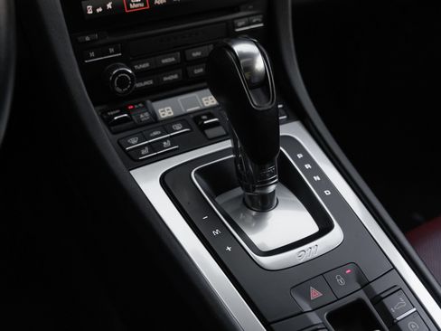 Certified 2018 Porsche 911 Turbo AWD/4WD image 20