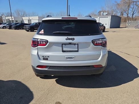 New 2026 Jeep Compass Latitude image 6