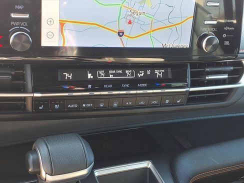 Used 2024 Toyota Sienna XLE Woodland Edition image 19