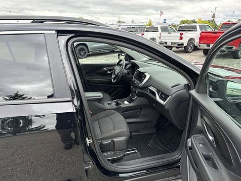 Certified 2022 GMC Terrain SLE w/ Driver Convenience Package AWD/4WD image 56