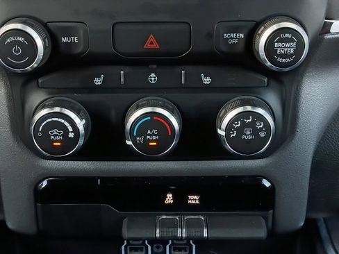 Used 2024 RAM 1500 Lone Star RWD image 4