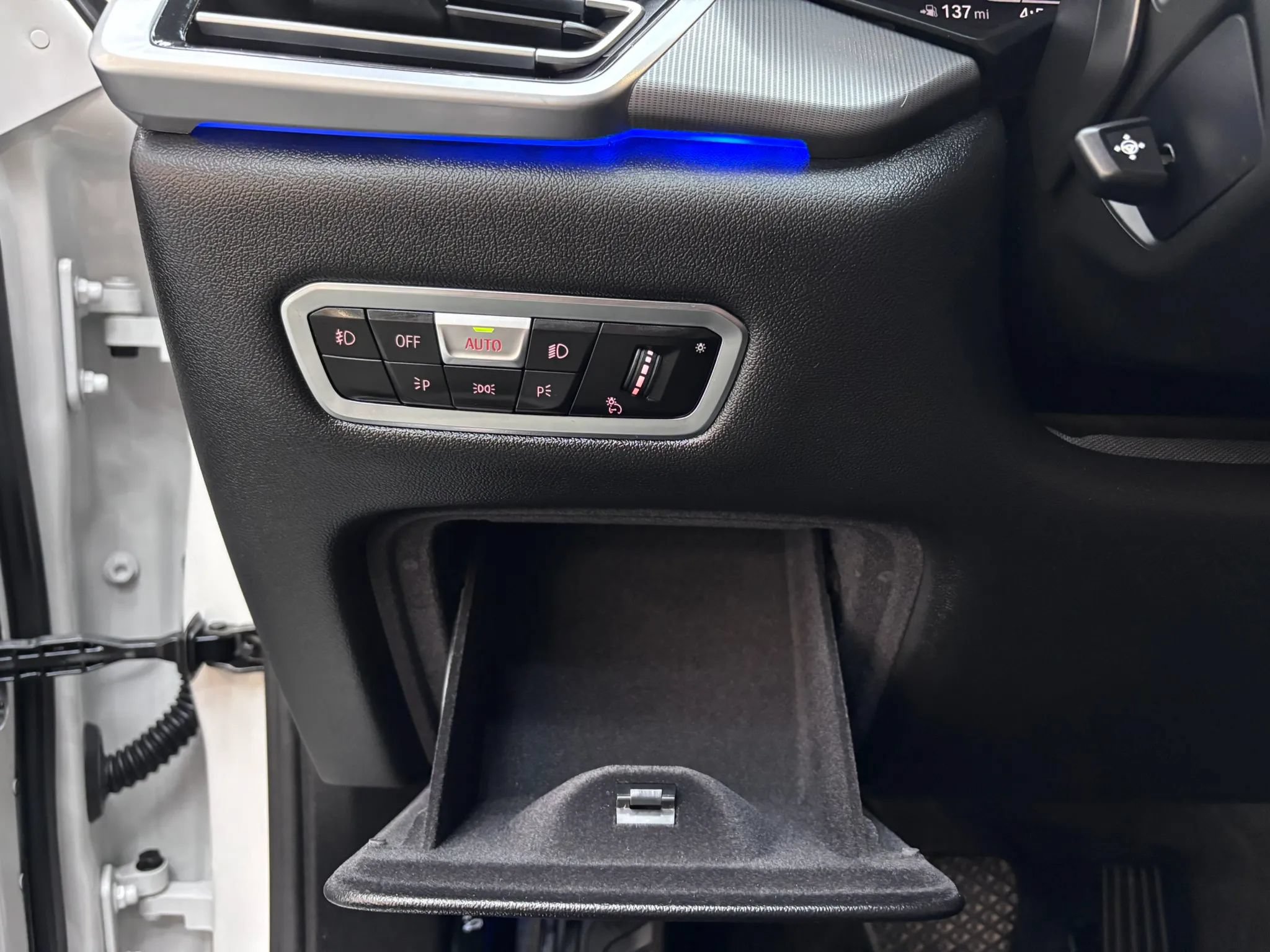 Used 2019 BMW X5 xDrive40i w/ Convenience Package AWD/4WD image 12