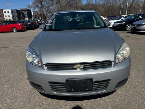 Used 2006 Chevrolet Impala LTZ image 2