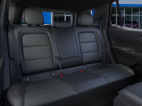 New 2026 Chevrolet Equinox LT w/ Convenience Package II image 17