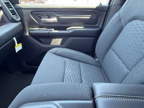 New 2026 RAM 1500 Express AWD/4WD image 22