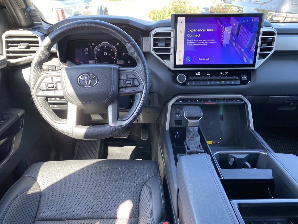 Used 2025 Toyota Tundra Limited AWD/4WD image 12
