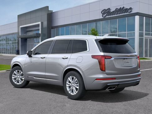 New 2025 Cadillac XT6 Luxury FWD image 4