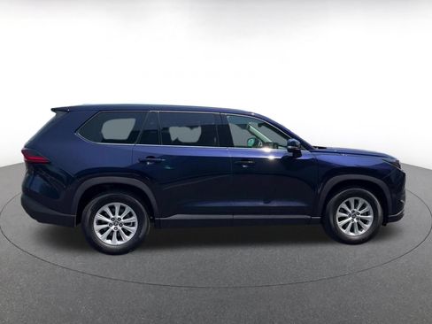 Used 2025 Toyota Grand Highlander FWD image 12