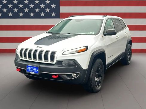 Used 2015 Jeep Cherokee Trailhawk w/ Comfort/Convenience Group image 4