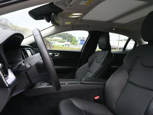 Used 2024 Volvo S60 B5 Core w/ Climate Package FWD image 16