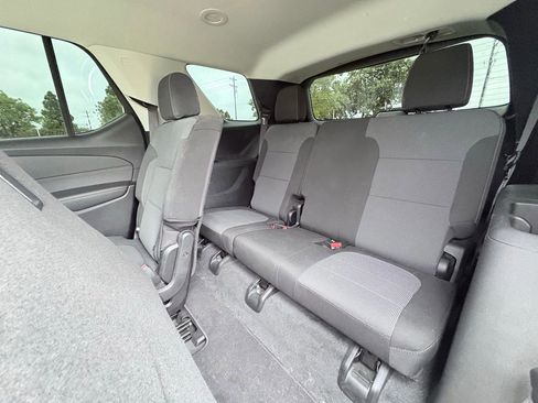 Used 2020 Chevrolet Traverse LS FWD image 8