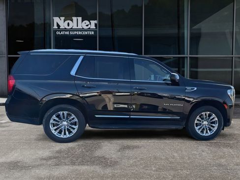 Used 2022 GMC Yukon SLT AWD/4WD image 6