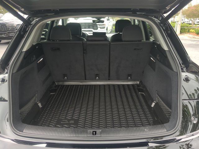 Used 2021 Audi Q5 2.0T Premium AWD/4WD image 14
