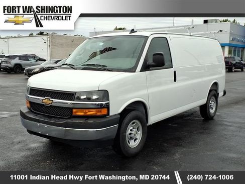 New 2026 Chevrolet Express 3500 w/ Driver Convenience Package RWD image 6