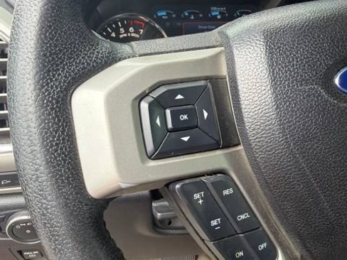 Used 2015 Ford F150 Lariat w/ Equipment Group 501A Mid AWD/4WD image 15