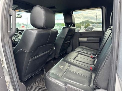 Used 2016 Ford F250 Lariat w/ Lariat Interior Package AWD/4WD image 16