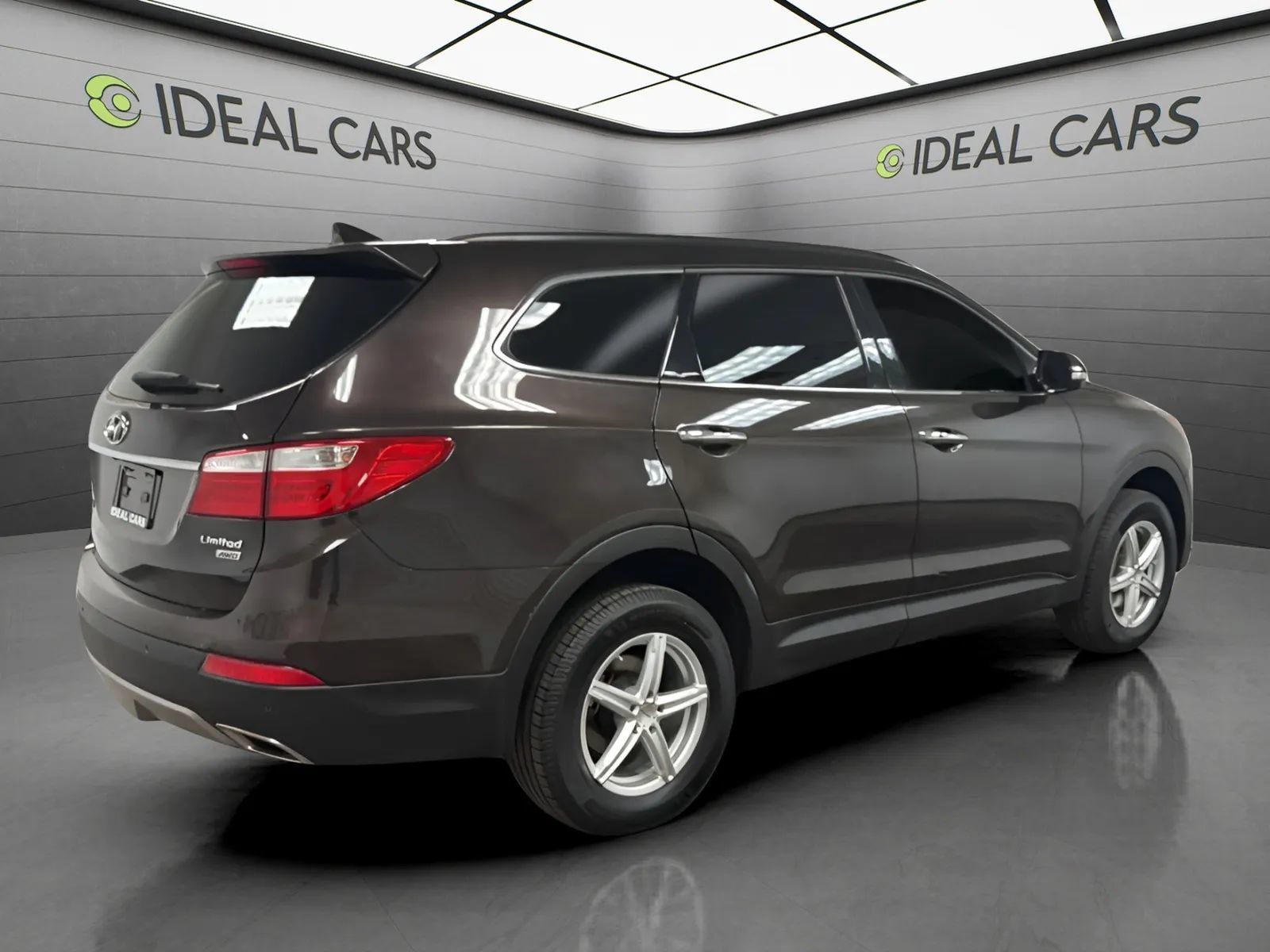 Used 2016 Hyundai Santa Fe Limited AWD/4WD image 5