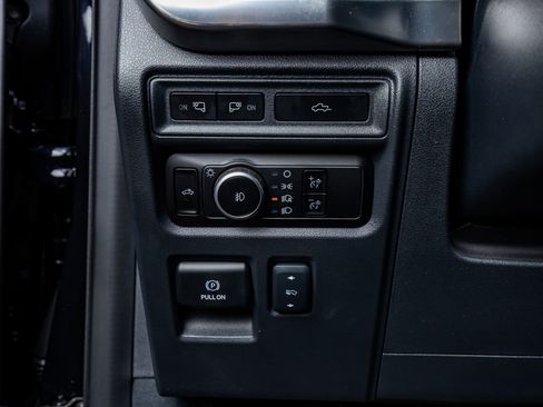 Used 2023 Ford F150 Lariat w/ Equipment Group 502A High image 21