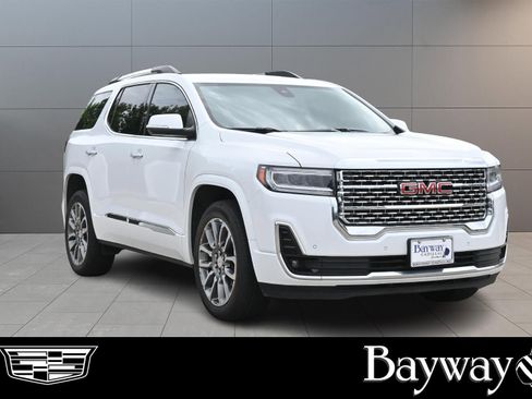 Used 2023 GMC Acadia Denali AWD/4WD image 4