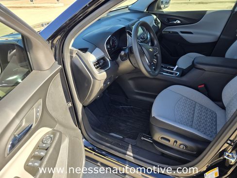 Used 2024 Chevrolet Equinox LS w/ LS Convenience Package image 14
