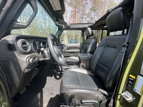 Used 2023 Jeep Wrangler Unlimited Sahara w/ Cold Weather Group image 23