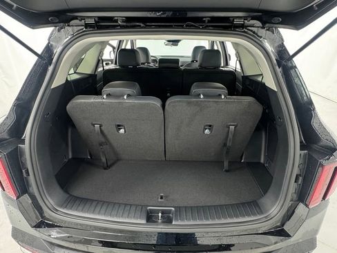 New 2026 Kia Sorento S FWD image 17