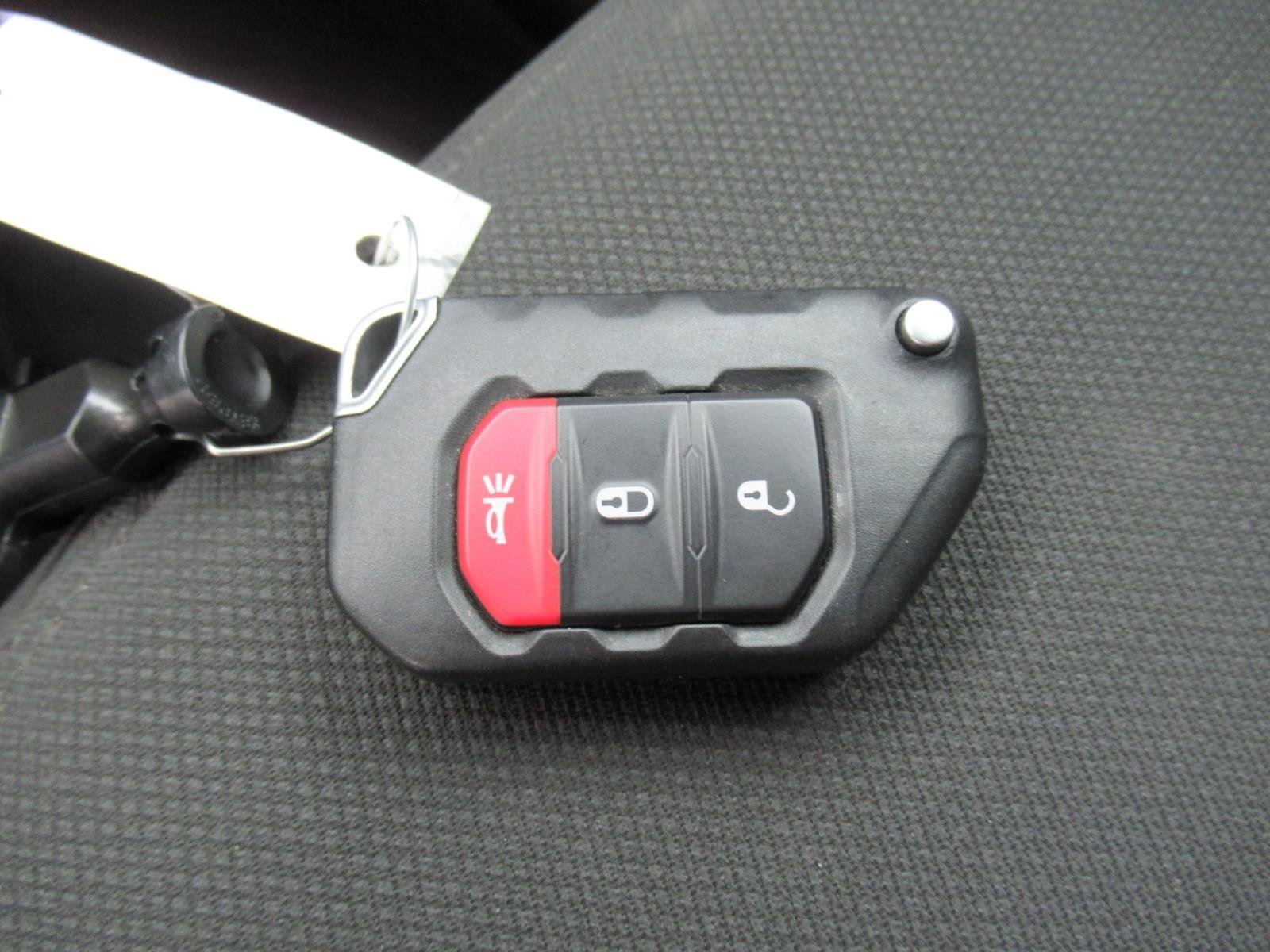 Used 2022 Jeep Wrangler Unlimited Sport AWD/4WD image 28