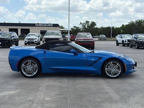 Used 2016 Chevrolet Corvette Stingray Convertible w/ 3LT Preferred Equipment Group RWD image 8