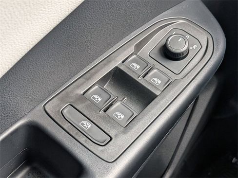 New 2026 Volkswagen Taos S image 20